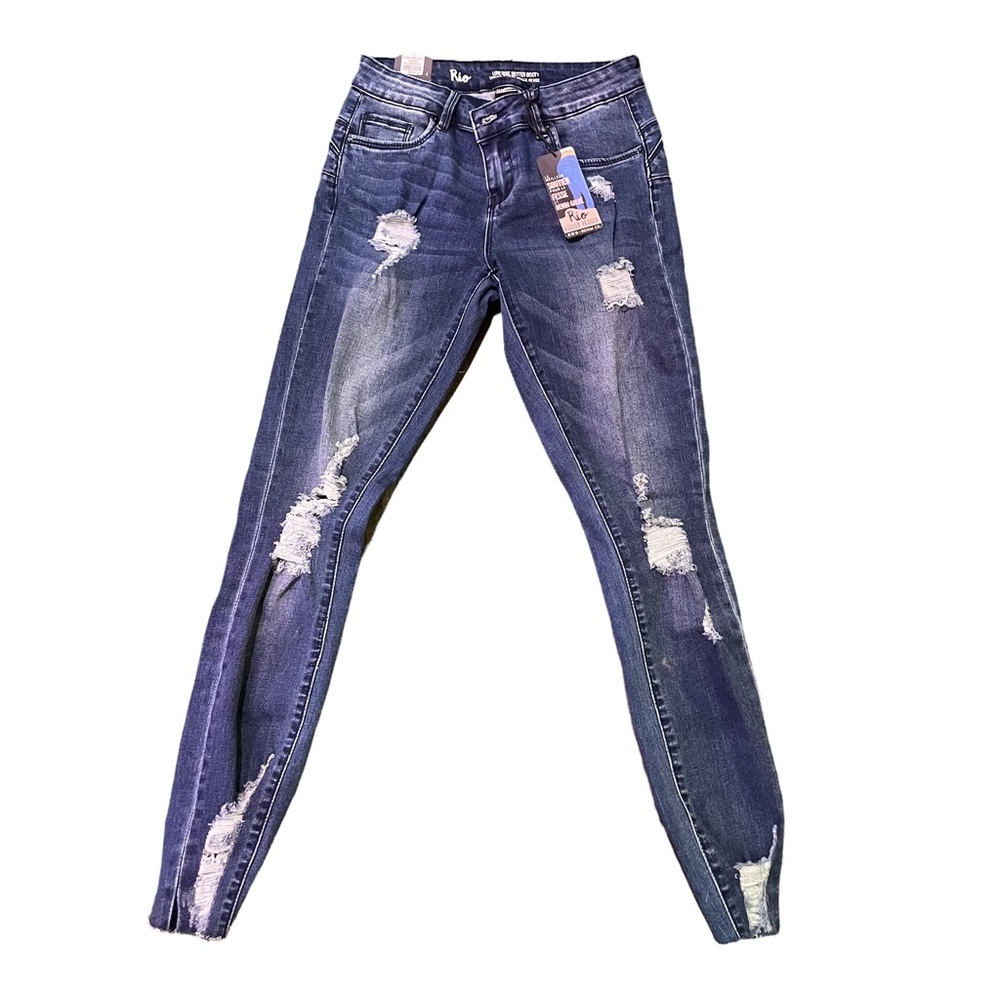Rio Low Rise better Booty, NWT, Woman’s Size 5, Manufactured Distressed, jegging